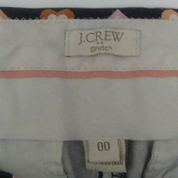 J. Crew Womens Multicolor Short Shorts SZ 00 Hearts Pattern 3" Ins - Picture 4 of 6
